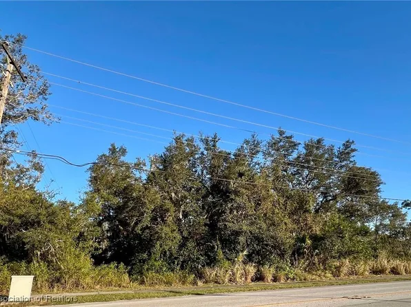1386 Memorial Dr, Avon Park, FL 33825