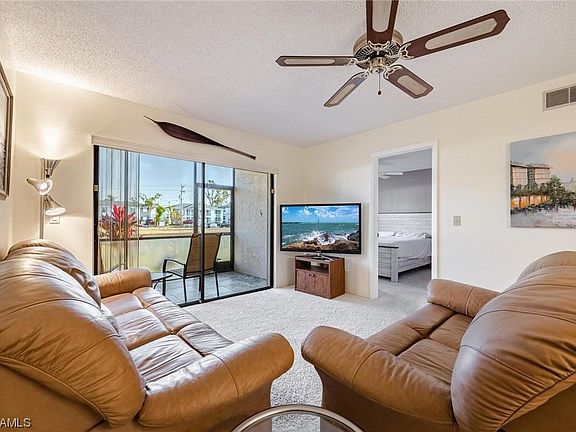 4th image of 503 Cape Coral Pkwy W APT 104