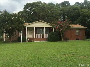 661 Vicksboro Rd, Henderson, NC 27537