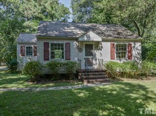 33 Rogerson Dr, Chapel Hill, NC 27517