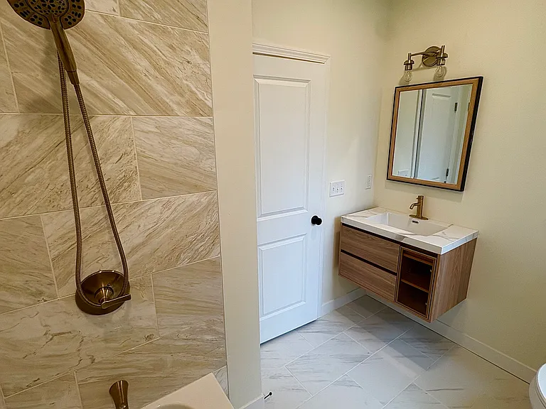 406 Saint Clair Ave — Photo 14