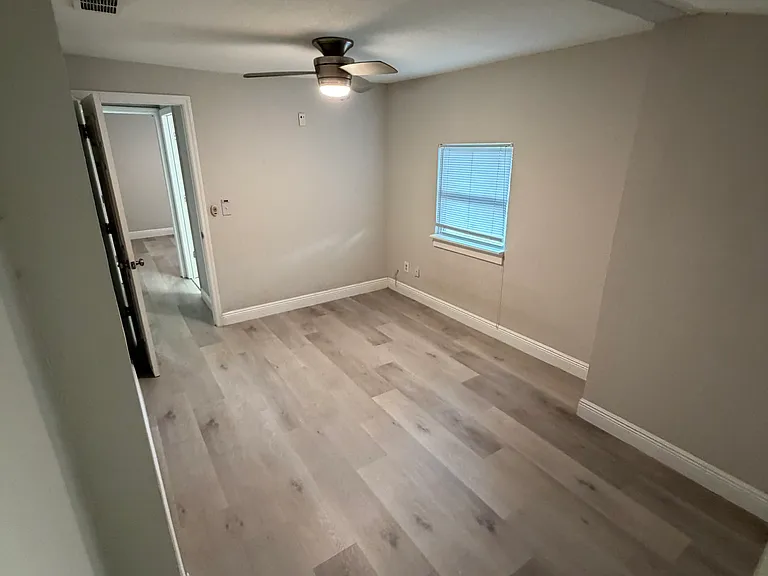 8409 Lynn Ave — Photo 14