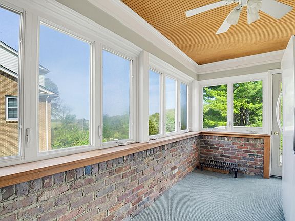 5th image of 505 Victoria Dr