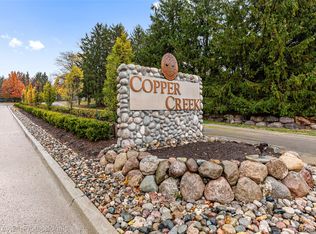 28074 Hickory Dr, Farmington Hills, MI 48331