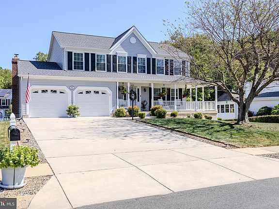 2nd image of 428 Grasmere Dr