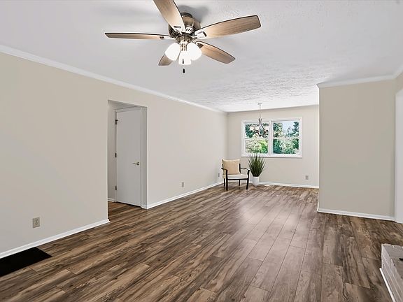 5th image of 23271 Dunbar Rd