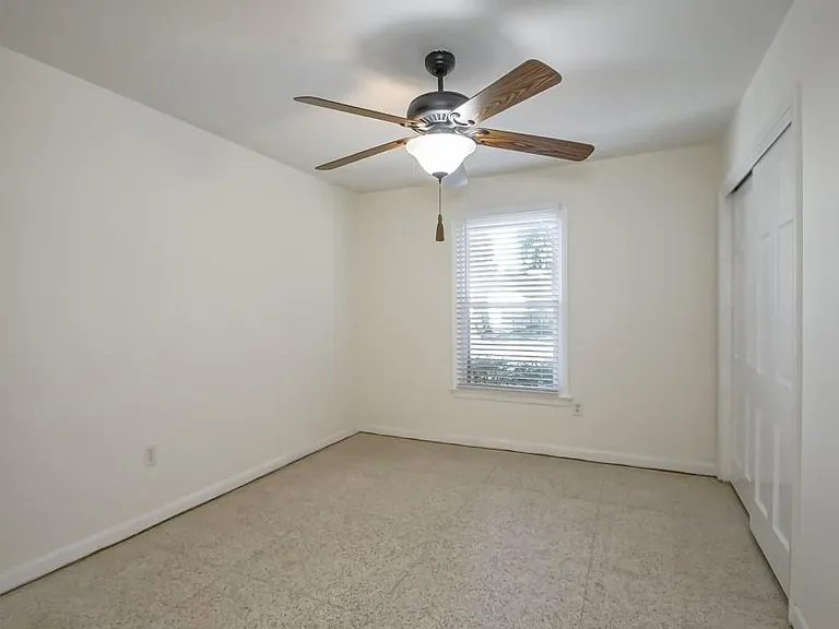 420 Fairfield Ave — Photo 17