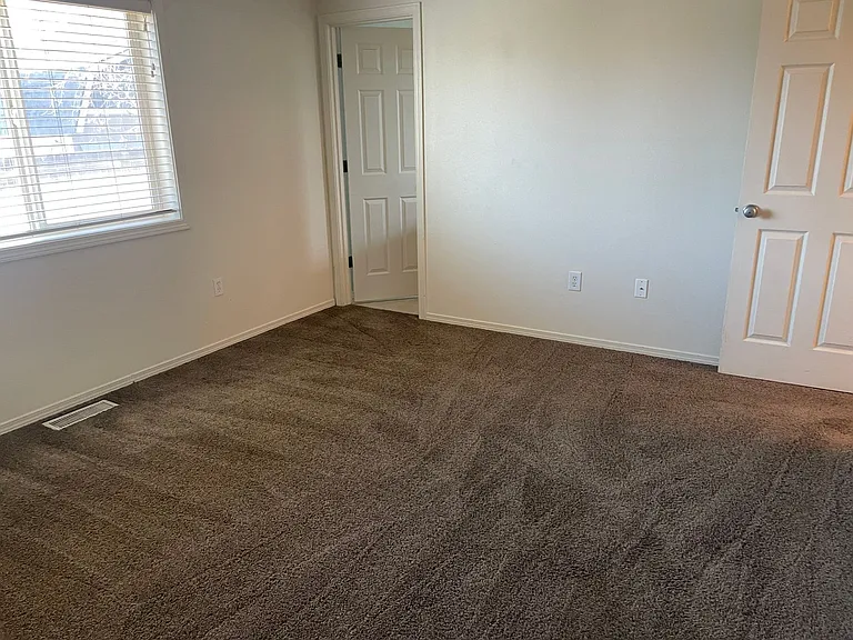 3401 W Mariner Ln — Photo 10