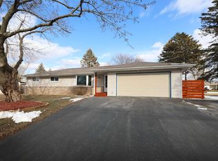 1677 Cold Spring Rd, Neenah, WI 54956