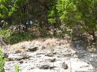 1821 Trail Pass Dr, Canyon Lake, TX 78133