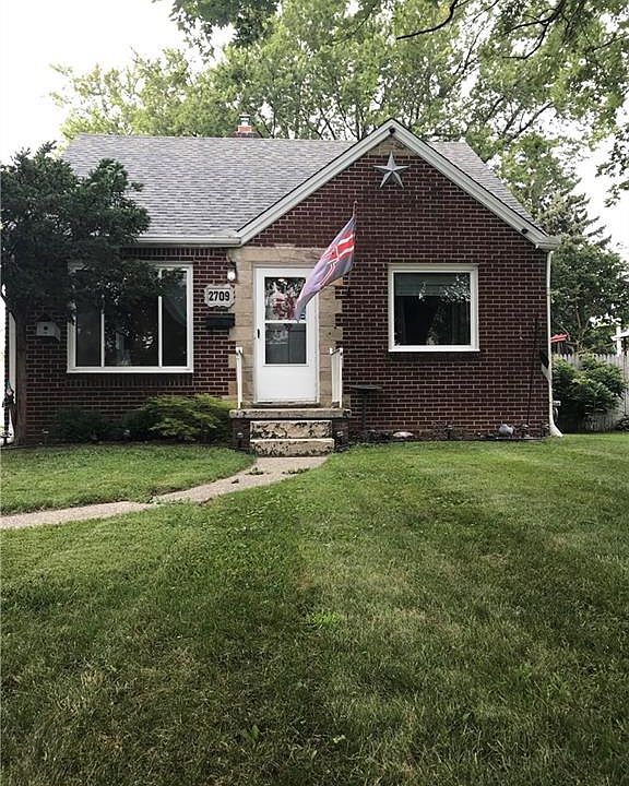 1st image of 2709 104th St