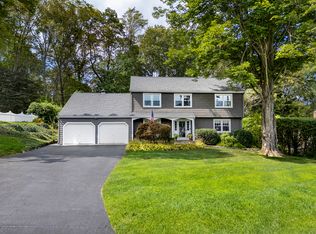 72 Mohican Hill Rd, Fairfield, CT 06825