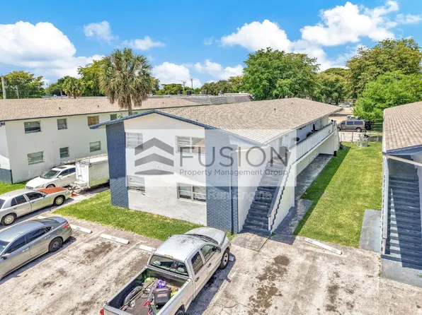 861 SW 74th Ter APT 102D, Pompano Beach, FL 33068