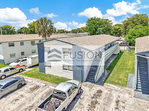 861 SW 74th Ter #102D Photo 1