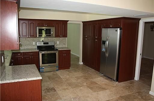 3rd image of 14585 SW 81st Ave