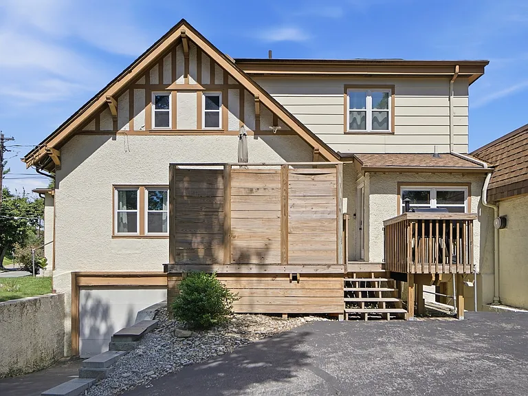 3601 Erie Ave #1 — Photo 32