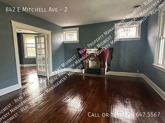 3rd image of 842 E Mitchell Ave #2