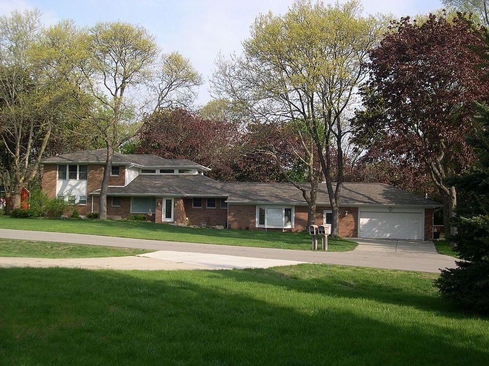 1st image of 24730 N Cromwell Dr