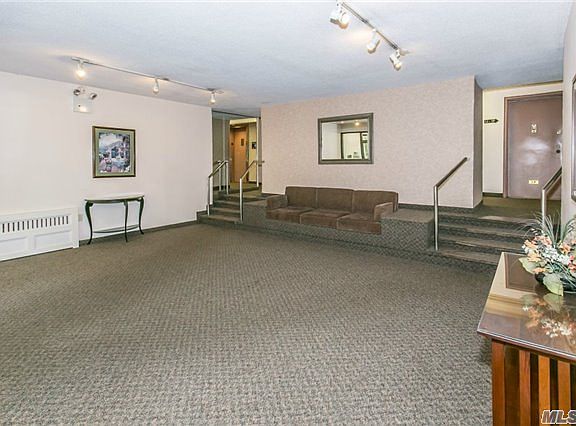 5th image of 4 Birchwood Ct APT 4C