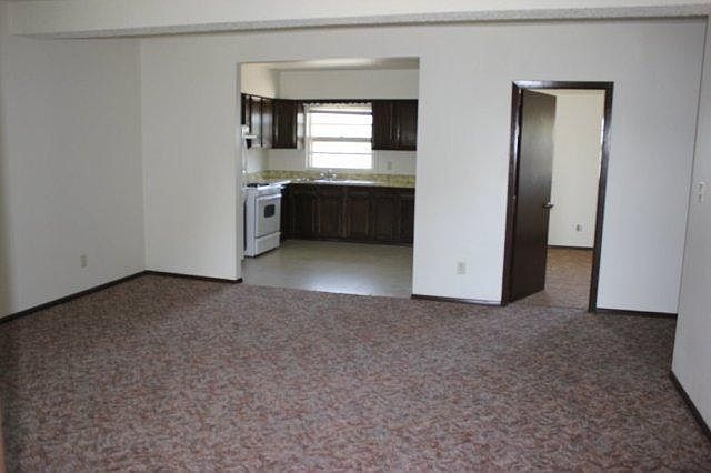 1st image of 102 Cedar Dr #17