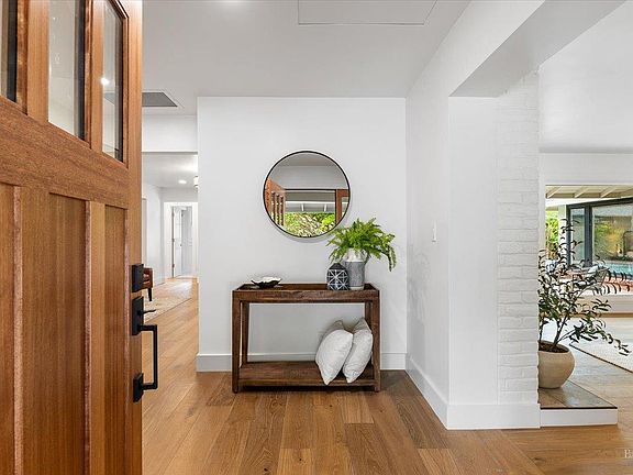 4th image of 205 Alderbrook Drive
