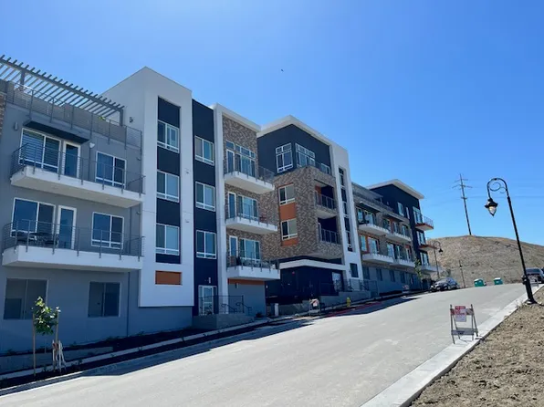 350 Llano De Los Robles Ave #10, San Jose, CA 95136