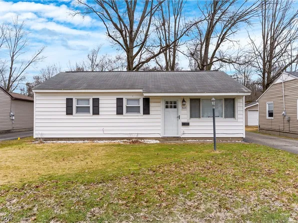 517 Ophelia St, Newton Falls, OH 44444