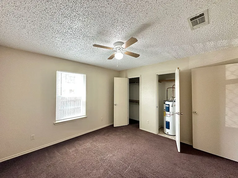 4807 Rainbow Cir — Photo 17