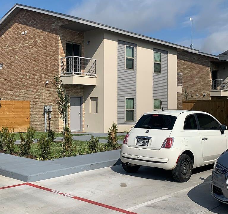 1st image of 7201 Via Del Mar Cir #B