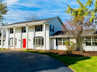2626 W Ranch Rd, Mequon, WI 53092