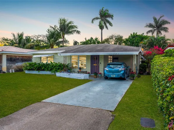 220 NW 46th Ct, Oakland Park, FL 33309