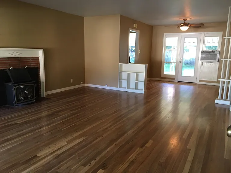 3940 La Verne Way — Photo 3