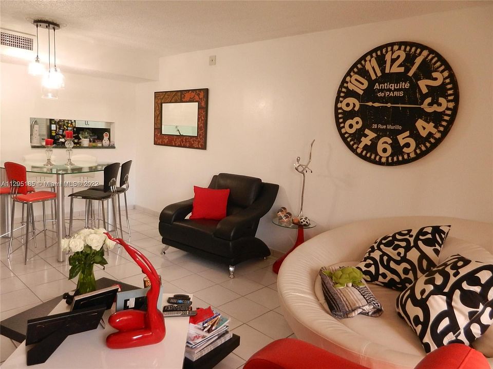 1st image of 8065 SW 107th Ave APT 324