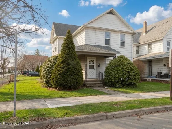 124 W Dorrance St, Kingston, PA 18704