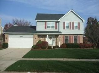 1337 Cortland Dr, Naperville, IL 60565