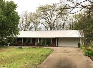 127 Wilcox Dr, Mountain View, AR 72560