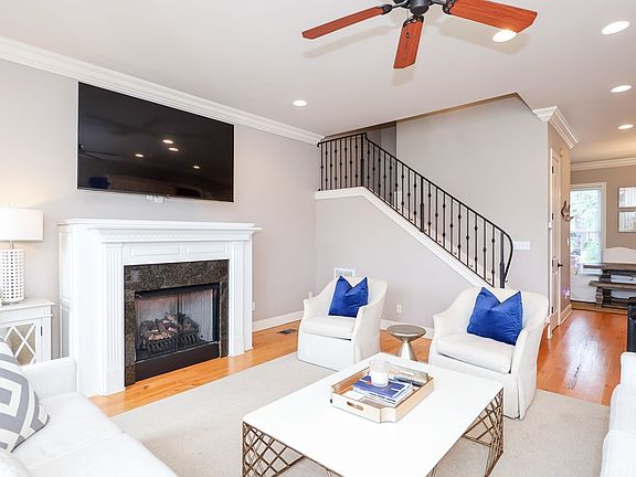 5th image of 716 Mogridge Ln