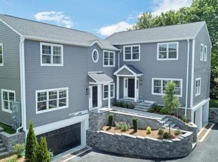 8 View St #9, Greenwich, CT 06830