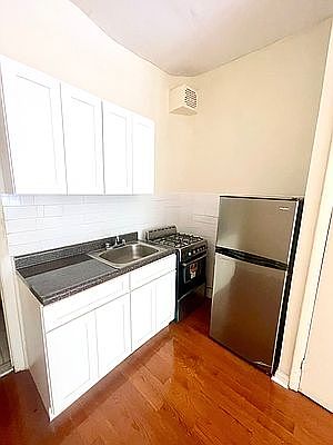 4th image of 495 Quincy St APT 1C