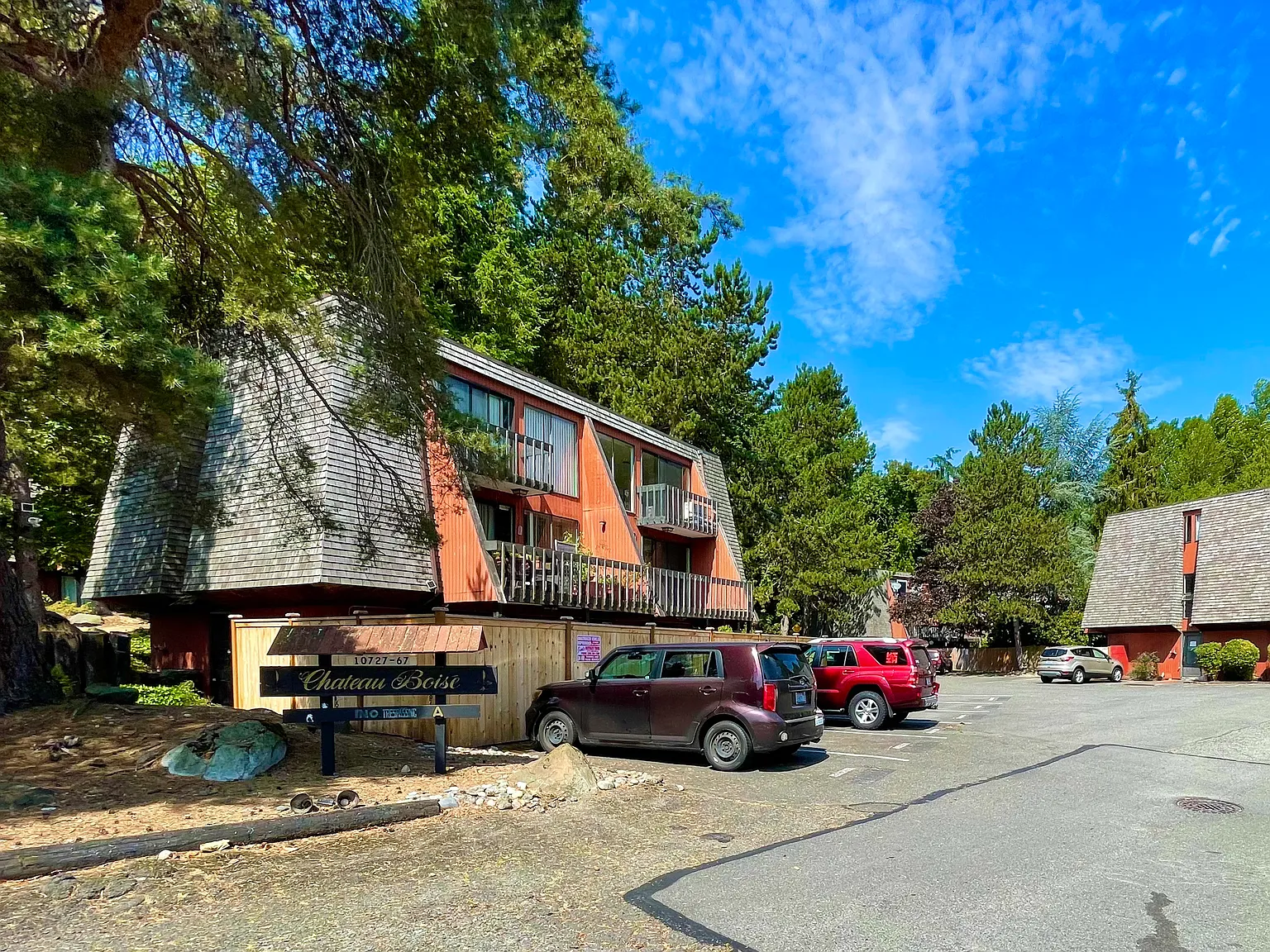 2 bed, 829 sqft, $2,295 — Photo 1