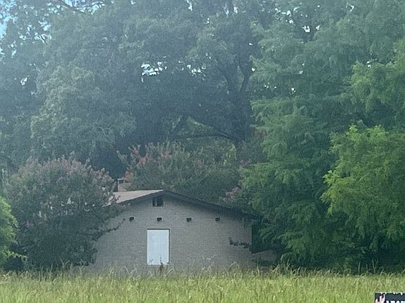 3rd image of 1310 Highway 476