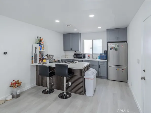 2803 S Fairview St Unit C, Santa Ana, CA 92704