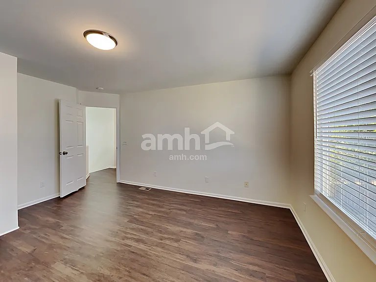 4990 Hawk Meadow Dr — Photo 13
