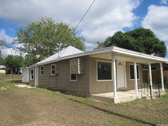2nd image of 911 Cypress