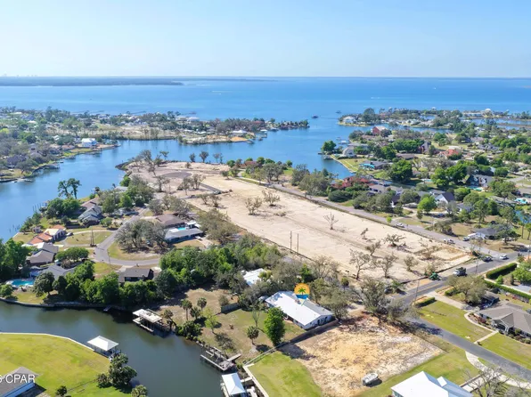 2903 W 27th St, Panama City, FL 32405