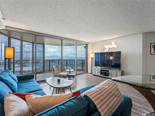 425 South St APT 2502, Honolulu, HI 96813