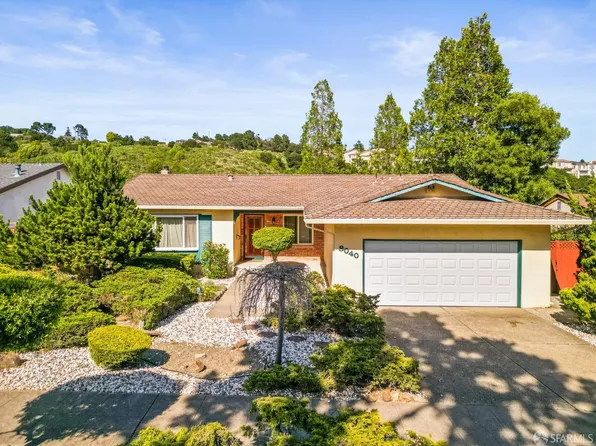 8040 Hansom Dr, Oakland, CA 94605