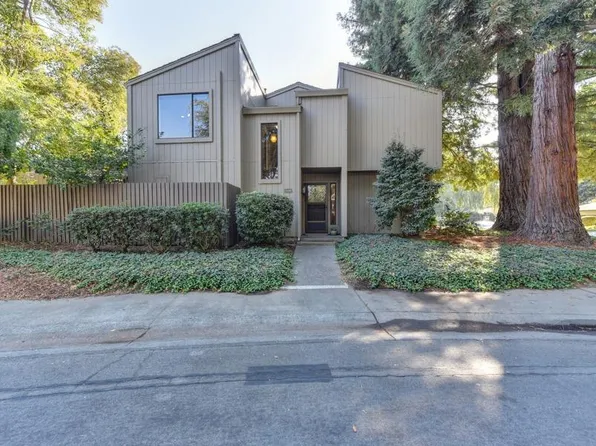 1039 Commons Dr, Sacramento, CA 95825