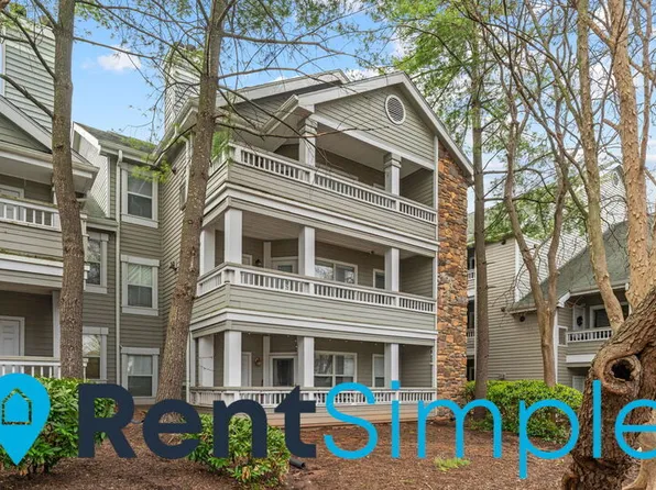 4408 Helmsford Ln APT 101, Fairfax, VA 22033