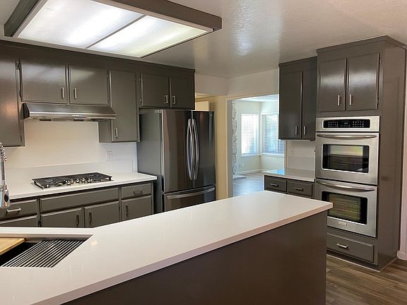 4th image of 132 Sugar Maple Dr